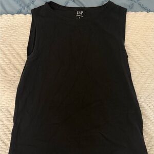 GAP Women's Classic Black Muscle Tee